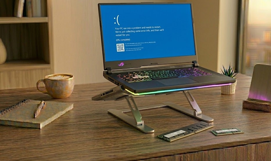 RAM memory sticks with BSOD error screen showing failing memory symptoms